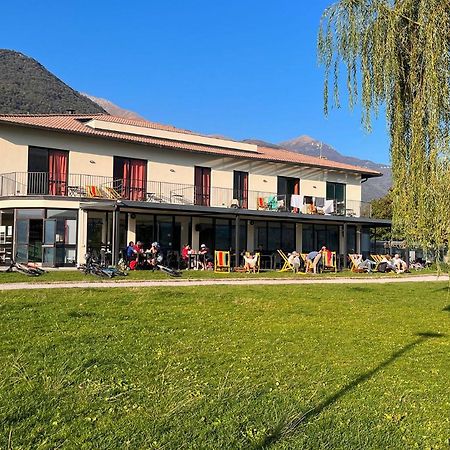 Lake Como Beach Hostel Domaso Exterior foto