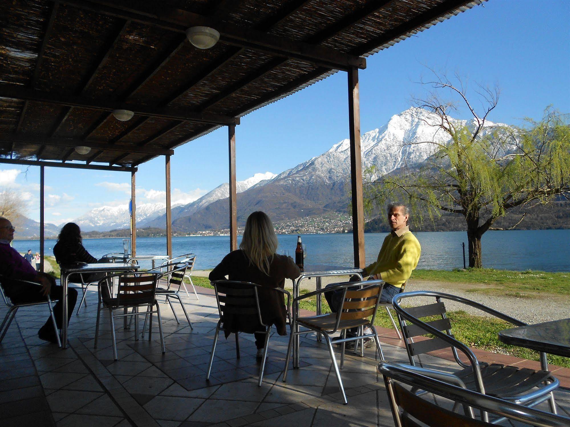 Lake Como Beach Hostel Domaso Exterior foto